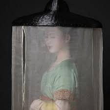 羃䍠：一种将全身遮蔽的长网罩帽